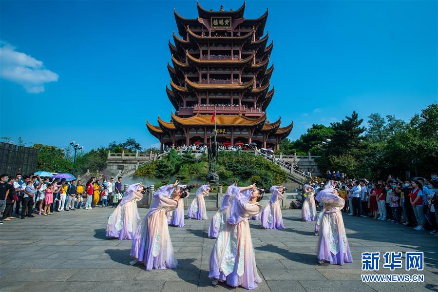 (新华全媒头条·图文互动)(7)擘画新蓝图 开启新征程——写在党的十九届五中全会召开之际